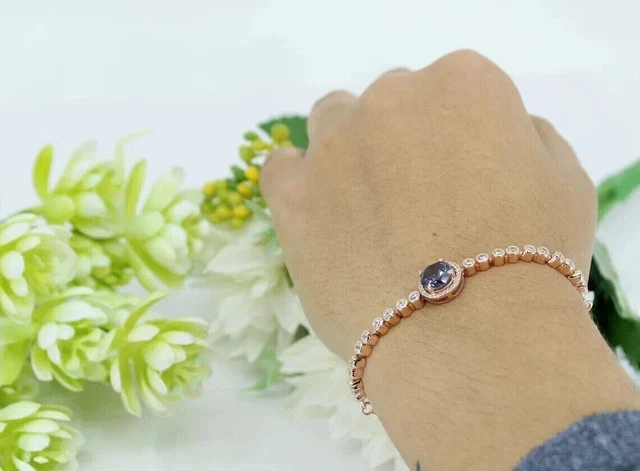 Brazalete Bolo Tenis Alejandrita Creado en Laboratorio Corte Redondo 7Ct Chapado en Oro Rosa 14K Foto 3 de 4