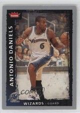 2008-09 Fleer Antonio Daniels #35 11rh