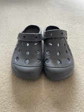 Boys Crocs Size 5