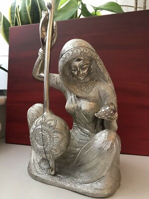 Indianer Mädchen Figur schwer handgefertigt Metall