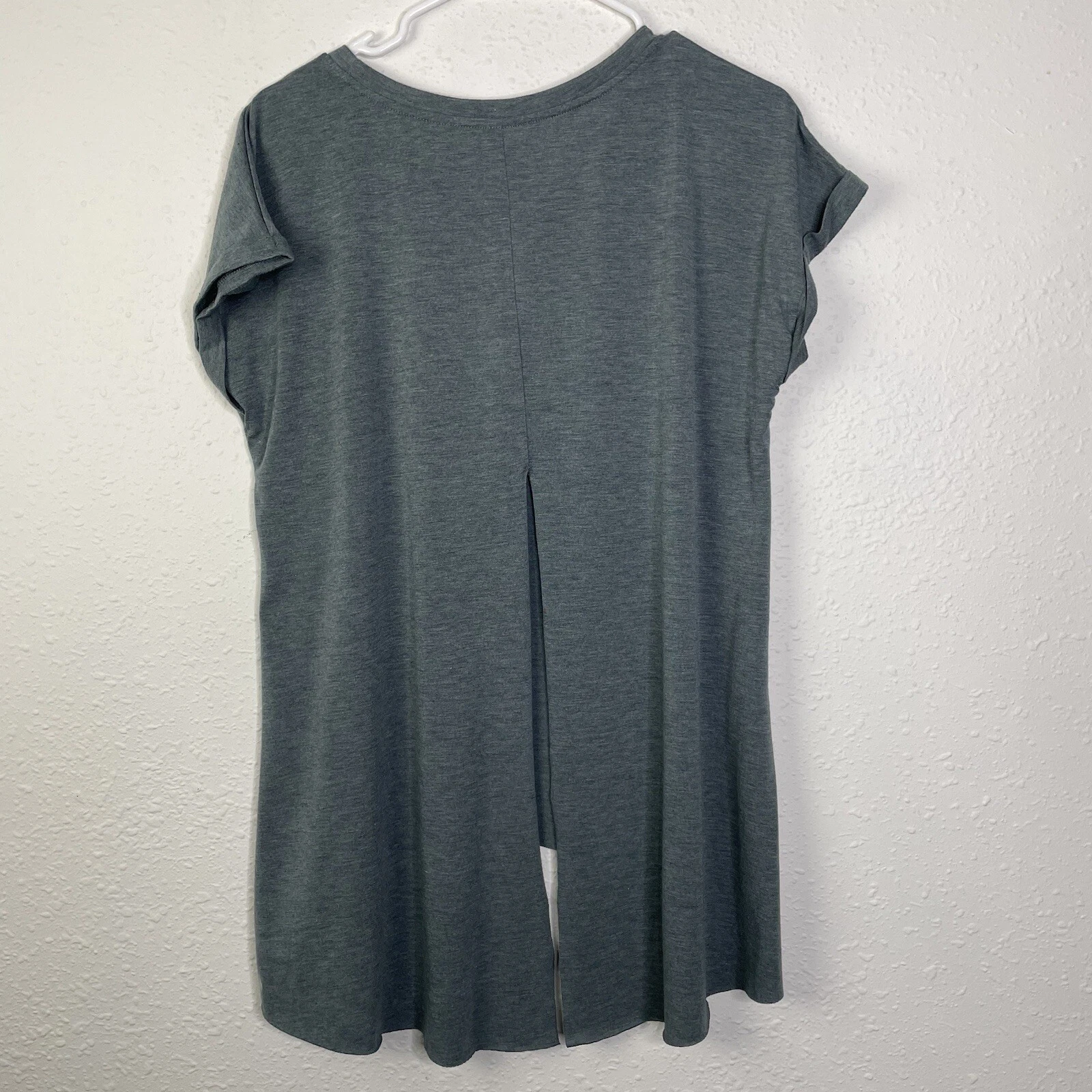 yogalicious short sleeve crewneck open back shirt