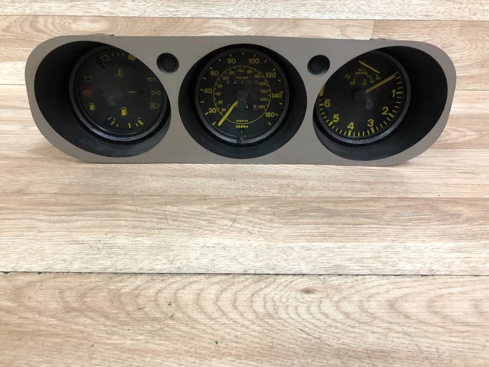 PPORSCHE 944 OEM ПЕРЕДНЯЯ ПАНЕЛЬ СПИДОМЕТР ПРИБОР УКАЗАТЕЛЬ 1983-1984 - Изображение 2 из 4