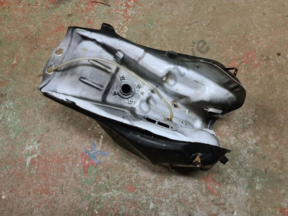 YAMASAKI F30 F31 50 2021~On FUEL TANK - Image 4 of 4