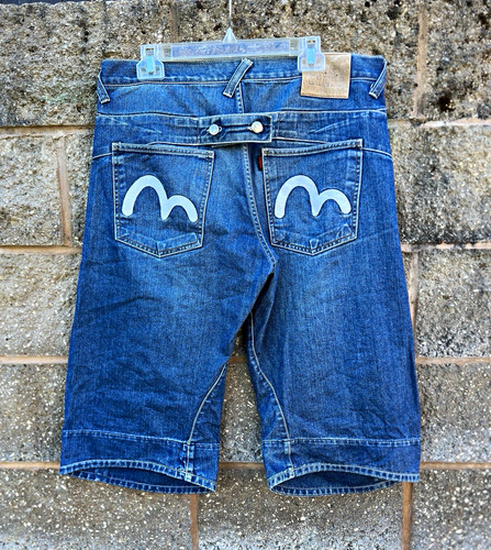 Evisu, RARE EVISU Genes Blue Selvedge Denim Buckle Back Shorts Vintage Embroidered 34W