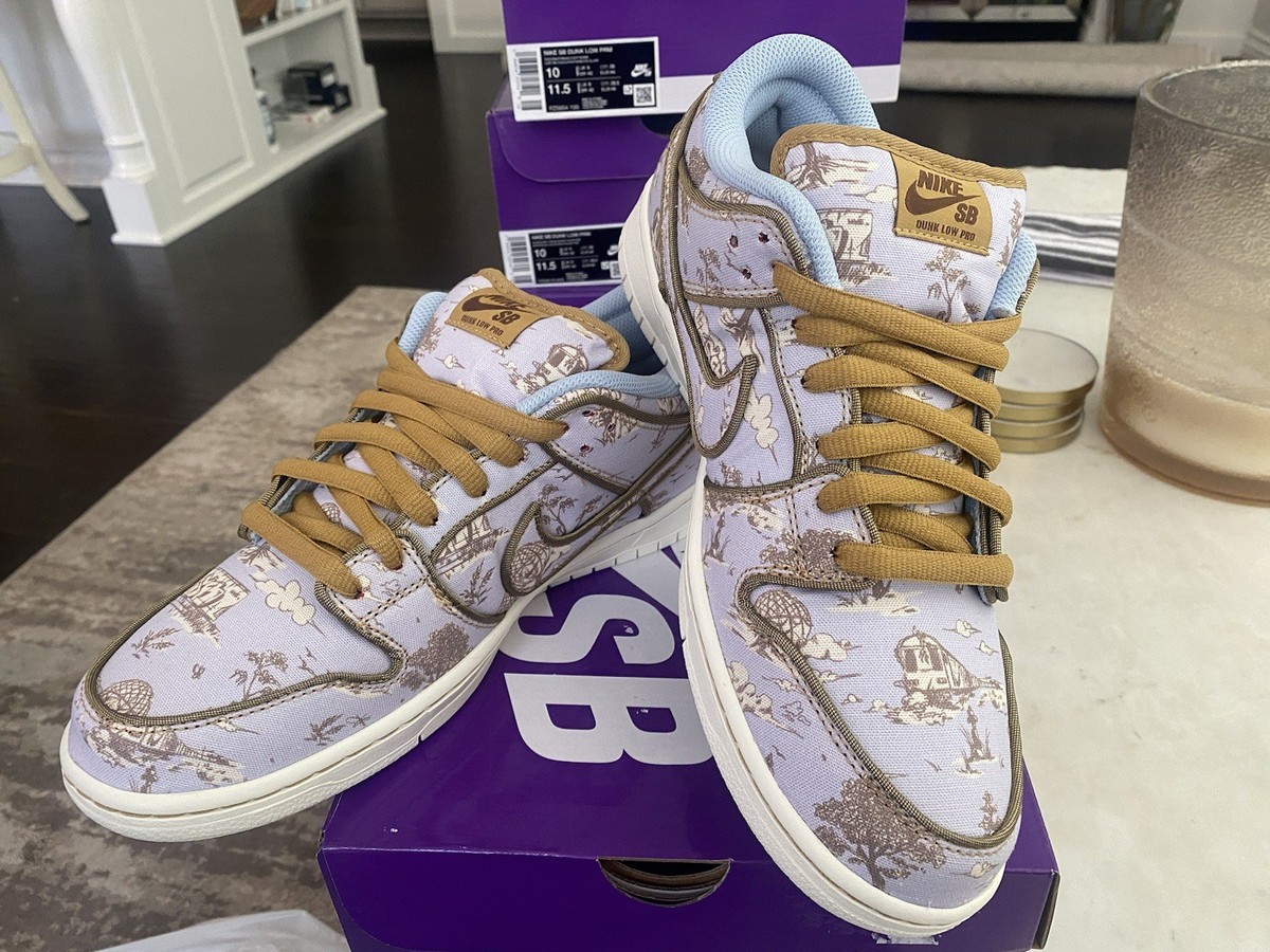 NIKE SB DUNK LOW PRM CITY OF STYLE FOOTBALL GREY COCONUT MILK