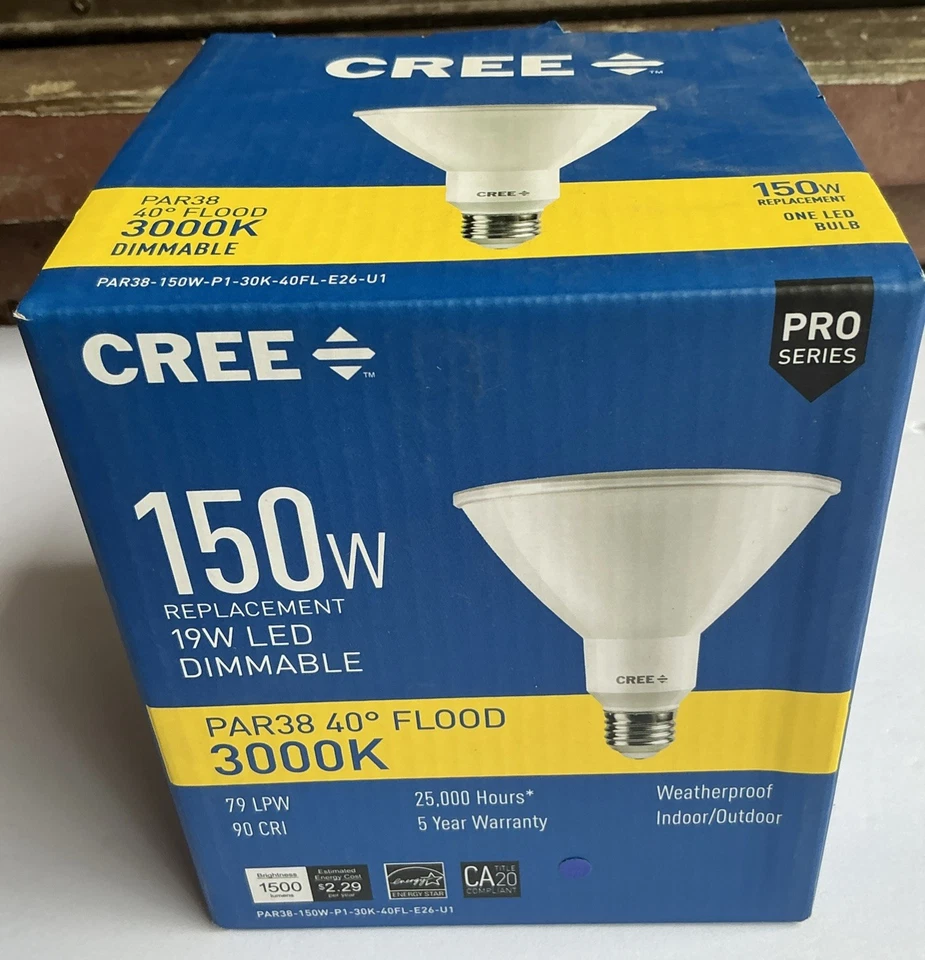 Cree Pro Series Par 38 40*Flood 3000K 150W 19W Dimmable 1500 Lumens - Image 2 of 4