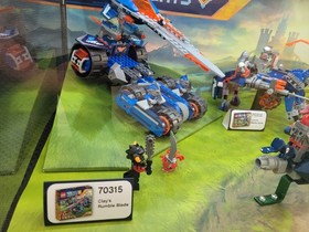 LEGO Nexo Knights 70312,70314,70315 Store Display From 2016 With Working Lights!