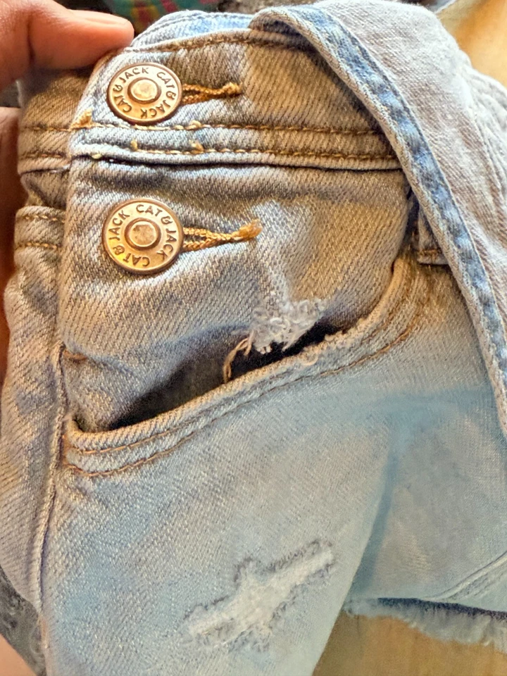 Cat & Jack Jean Skirtall Girls XS (4/5) Light Wash Adjustable Straps - Image 2 of 4