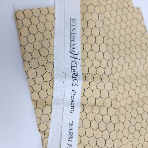 Enorme Lote de Tela de 2 Lb Acolchado Costura Novedad Estampado Etc Destash Moda F4 - Imagen 16 de 18