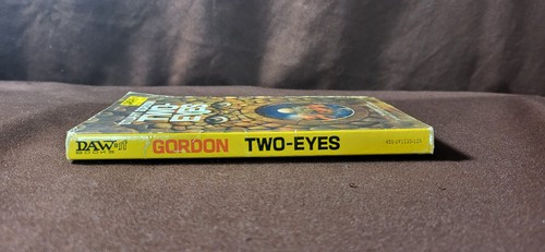 Two Eyes by Stuart Gordon 1974 DAW 1st Printing Paperback - Picture 3 of 8