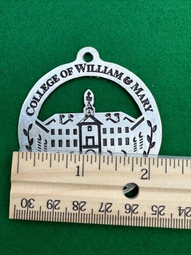 2002 College of William & Mary Pewter Ornament Williamsburg Virginia University - Picture 3 of 4