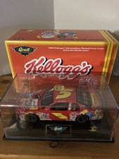 1998 Terry Labonte Revell Collection 5 Blasted Froot Loops 1:24 NASCAR Diecast