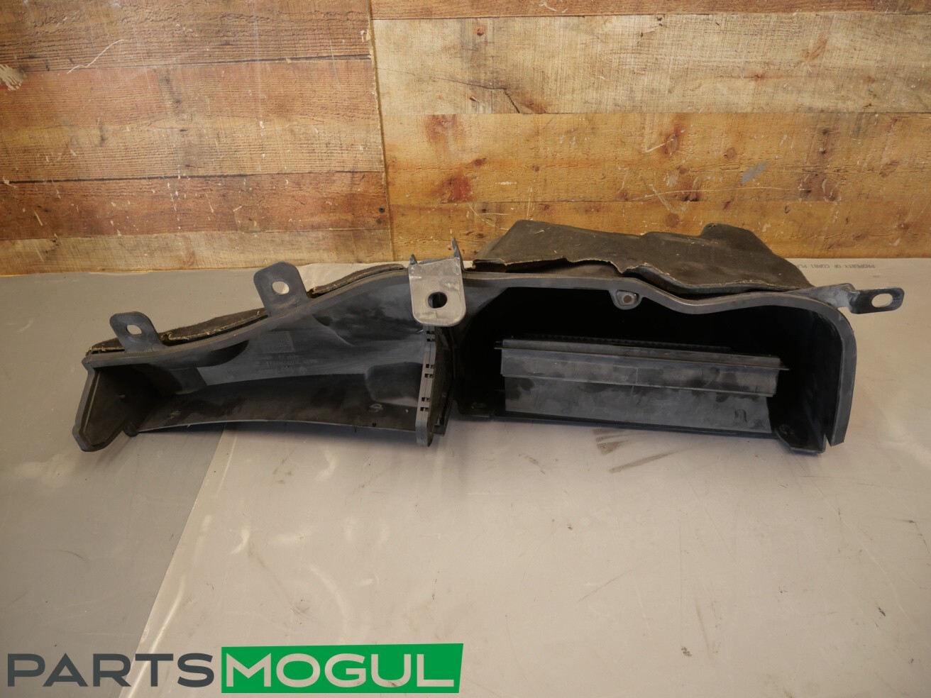 Maserati Ghibli 2014-2017 Front Air filter