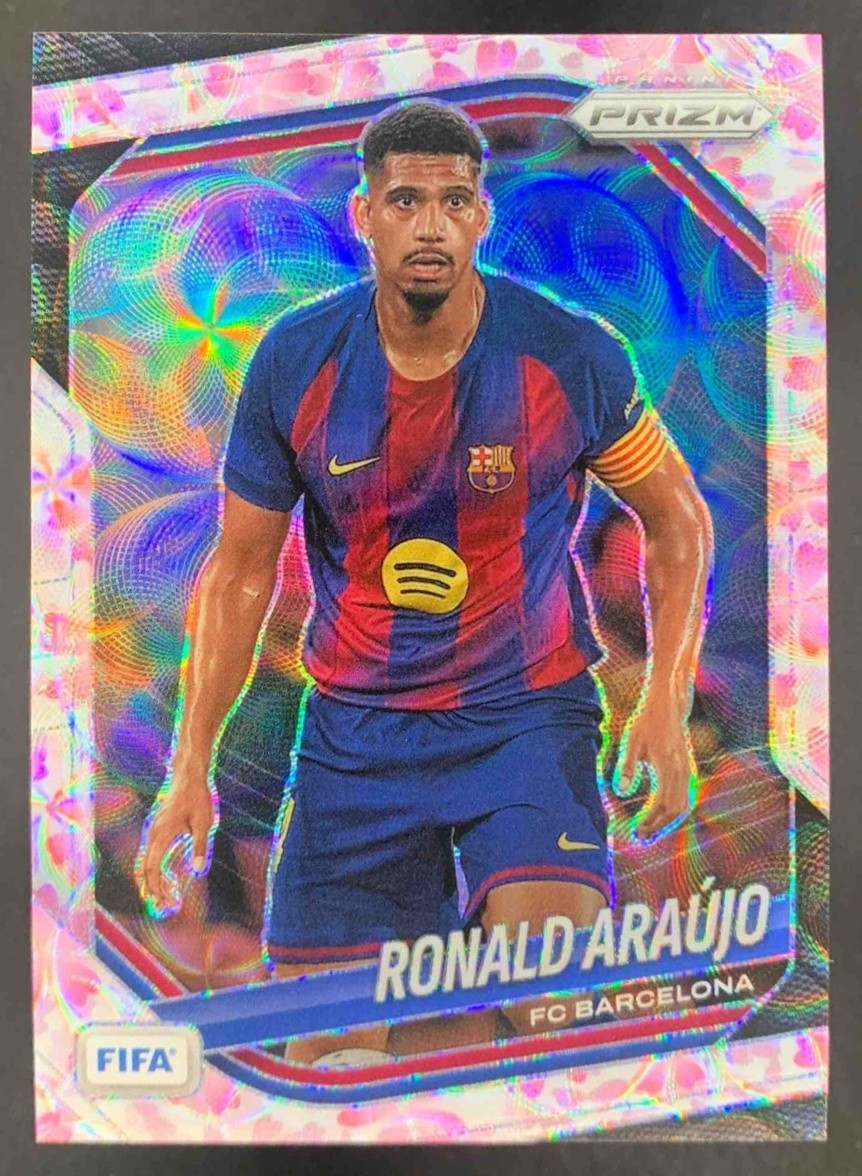 Ronald Araujo 2025-26 Panini Prizm FIFA /28