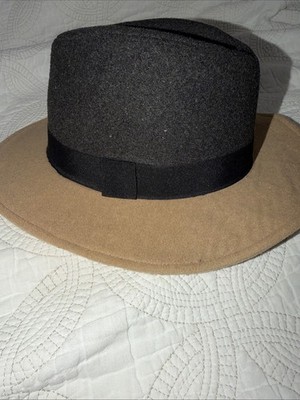 Aldo Fedora Hat Beige Brim Dark Gray Black Trim Bohemian Festival Modern Hat