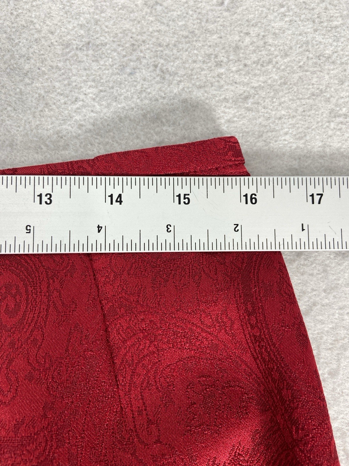 Le Suit 2PC Skirt Suit Womens 10 Red Blazer Buttons Long Sleeves Quilted Paisley