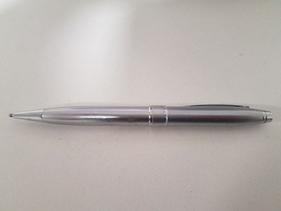 EDLER KUGELSCHREIBER SPARKASSE - BANK - VERSICHERUNG - METALL KULI SILBER