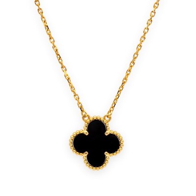 Van Cleef & Arpels Vintage Alhambra Onyx Necklace Pendant 18K Yellow Gold