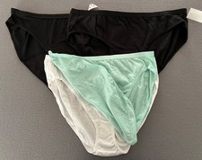 Hanes 4 pairs Briefs Women's Panties Size 9 / 2XL underwear NWT
