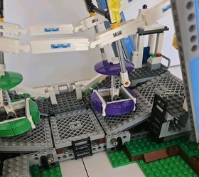 Lego Ferris Wheel 10247 Amusement Park Creator Expert 100% Complete Set no Box