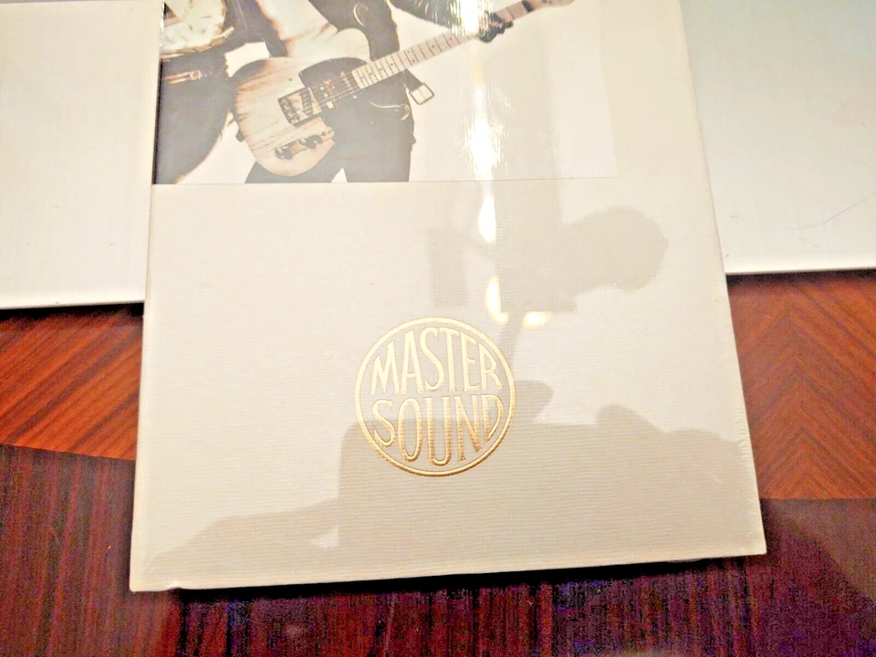 BRUCE SPRINGSTEEN - BORN TO RUN LIMITED EDIT - CD - SEALED & NEW - 24K Gold Disc - Image 4 of 4