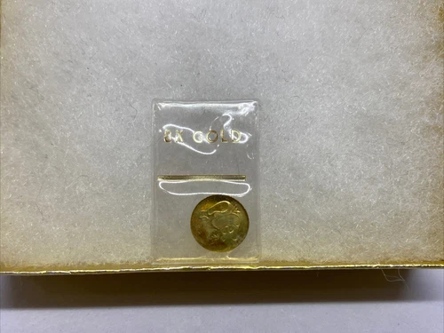 1982 Miniature China Panda Dollar Gold Piece 8 Karat Gold