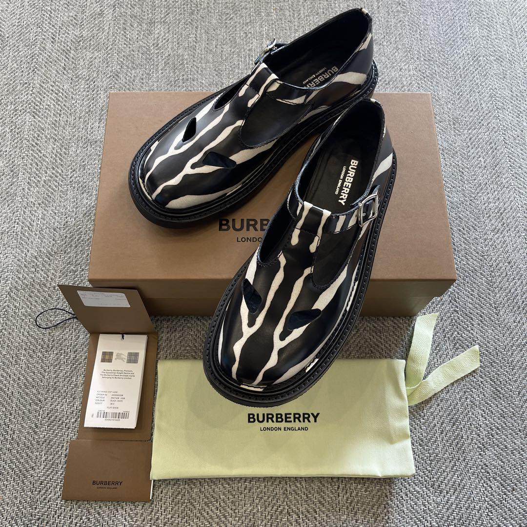 Burberry Flat Shoes 38.5 Women Flat Shoes Original LTD Collection