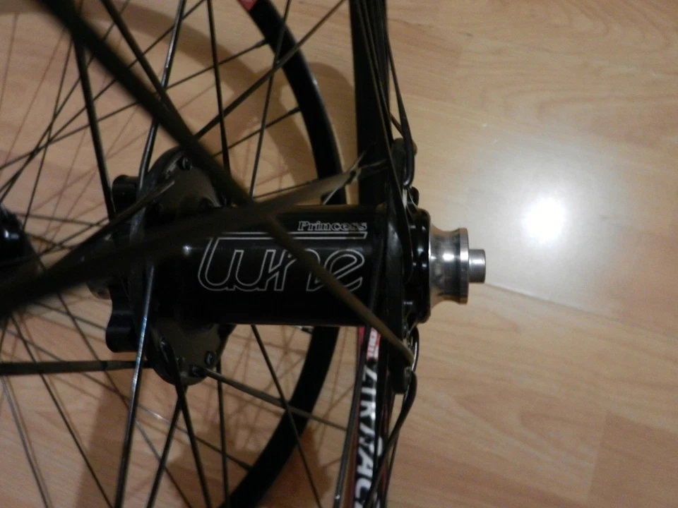 26°Tune/NoTubes Disc Laufradsatz - Bild 3 von 4