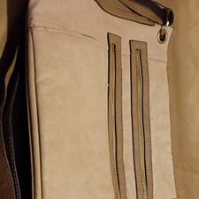 Bueno Beige Large Women  s Shoulder Bag Zip Top Zipper Pockets Gold Hardware