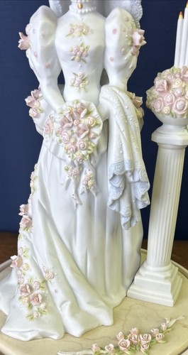 Avon Mrs. Albee Bridal Musicbox Minuetto di Bach # 3 Figurine - Foto 4 di 14