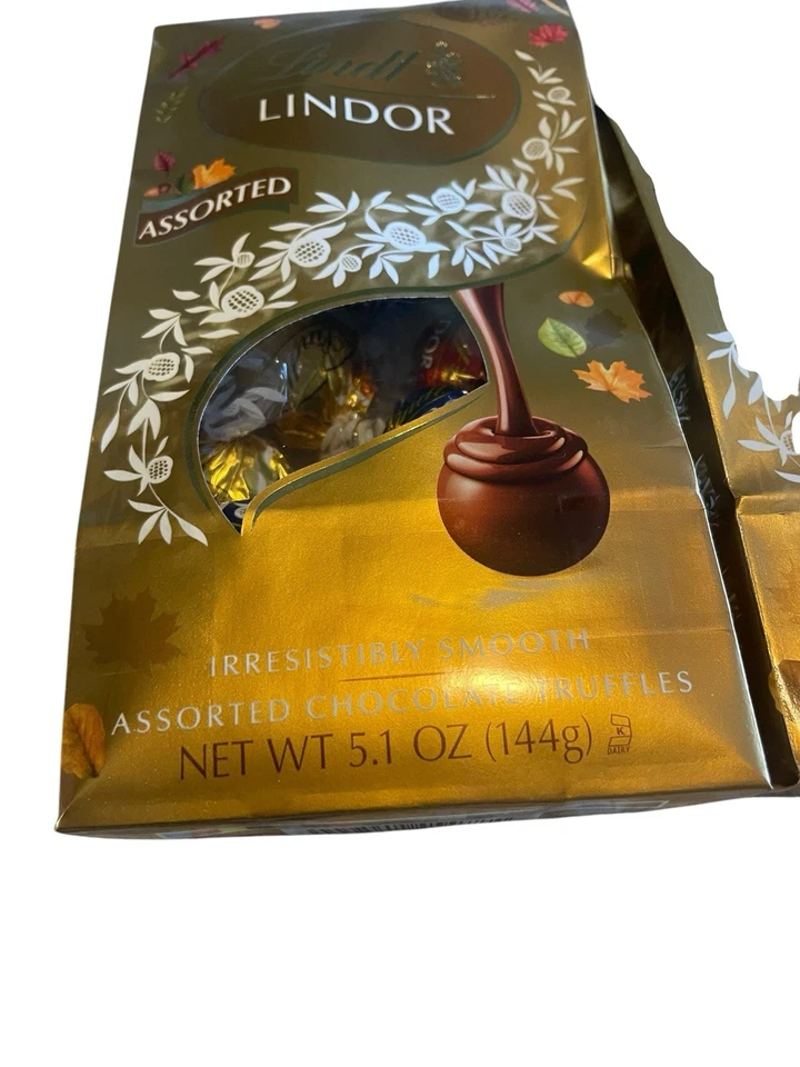 Lindt Lindor Surtido Chocolate Caramelo Trufas, 5.1 OZ, 4 Bolsas Regalos Vacacionales Foto 2 de 4