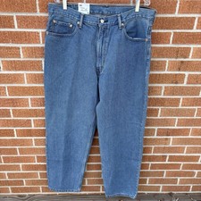 NEW Levi  s 550 Relaxed Fit Jeans Men  s Size 40x32 Blue Denim NWT