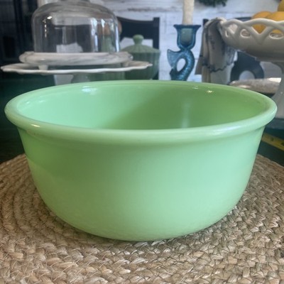 Vintage Fitzgerald Magic Maid 9.5 Jadeite Mixing Bowl