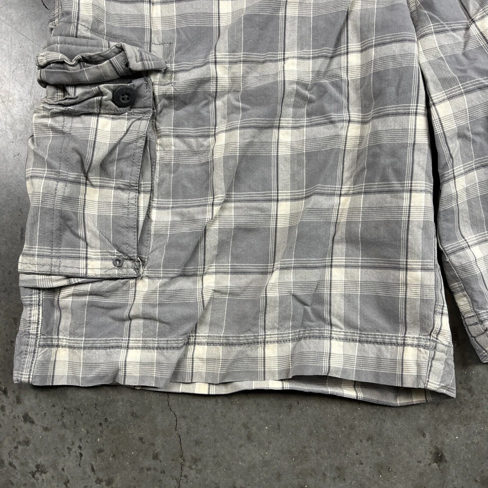 Pantalones Cortos Urban Up Cargo Para Hombre 36 Gris A Cuadros Sueltos Y2K Defectos Menores Usados Foto 2 de 4