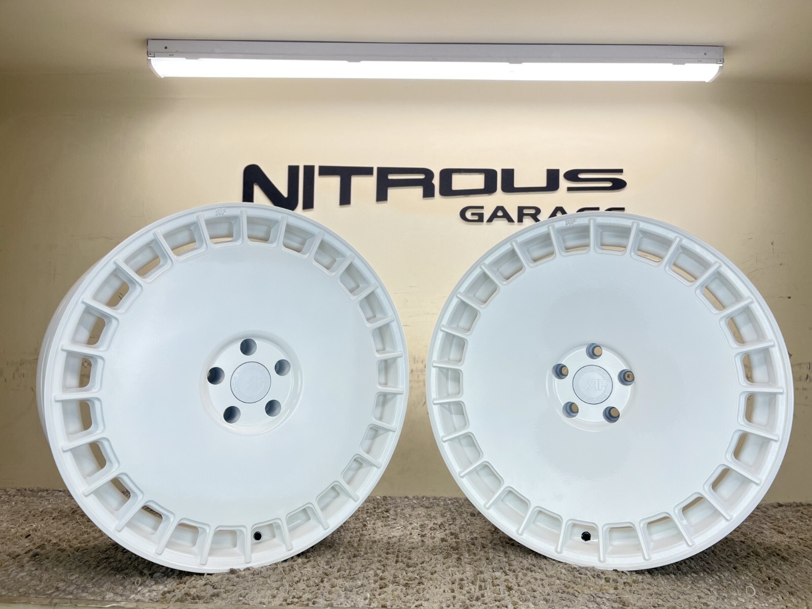 22 WHITE STAGGERED CONCAVE RF30 WHEELS MASERATI LEVANTE Q4 S GTS SQ4 17-24