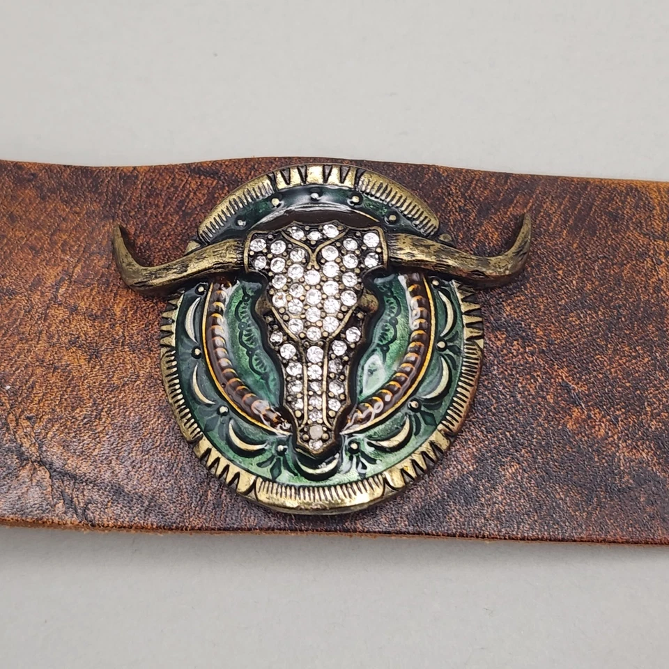 Pulsera Longhorn Steer estrás puño a presión verde occidental imitación cuero latón NUEVO Foto 2 de 4