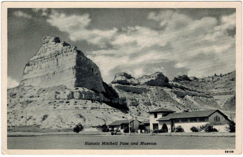 Mitchell Pass & Museum Oregon Trail - Real Photo RPPC ............ FREE SHIPPING