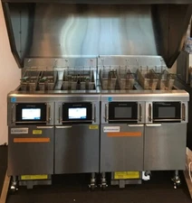 Frymaster Fryers with FQ4000 easyTouch®, Automatic Filtr. Great opportunity!