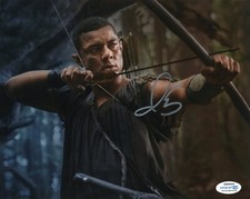 Ismael Cruz Cordova Rings of Power Autographed Signed 8x10 Photo ACOA