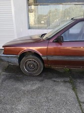 Porte arrière et accessoires Renault R21