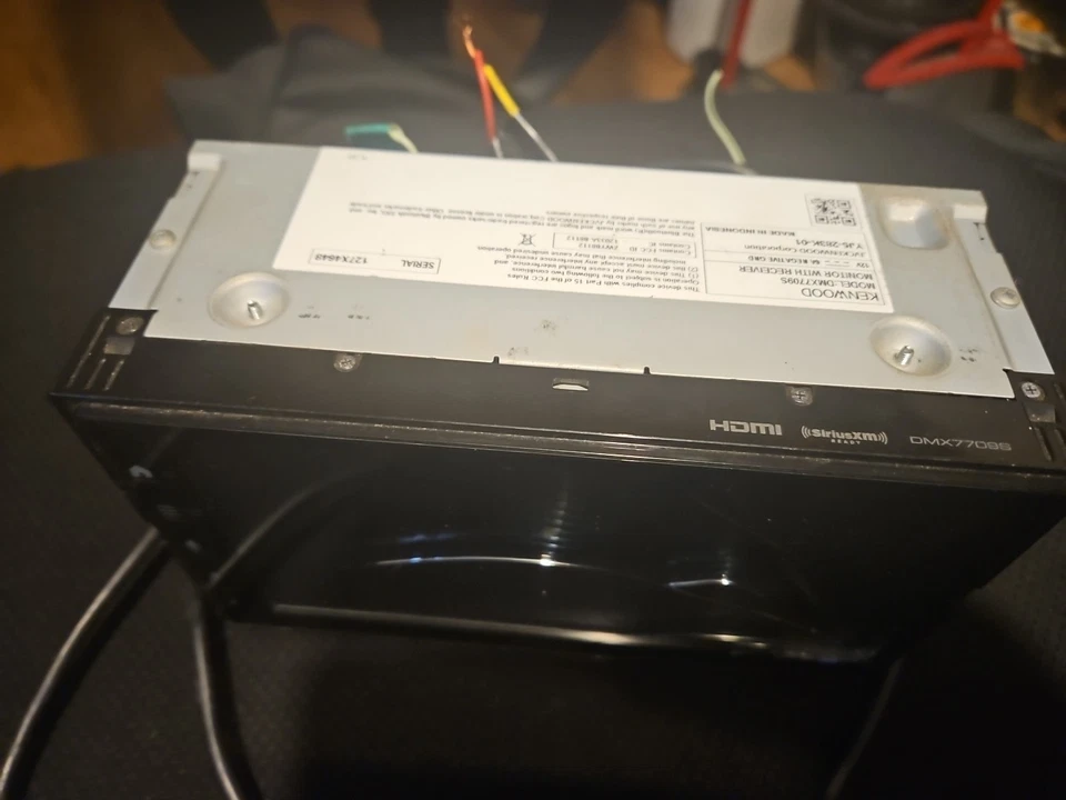 Kenwood DMX7709S 6.8 Double Din Car Stereo/ Media Player/Wvga Monitor Bluetooth - Image 3 of 4