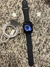 Apple Watch SE 3 GPS, 44mm Midnight Aluminum Case with Midnight Sport Band - M/L