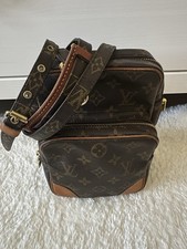 Authentic Vintage Louis Vuitton Amazone Cross...