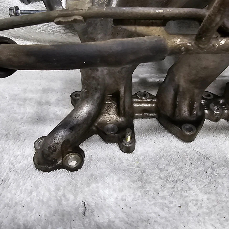 Toyota Celica 1996 1997 colector de admisión motor 7AFE (ST) solo OEM 1710916050 Foto 3 de 4