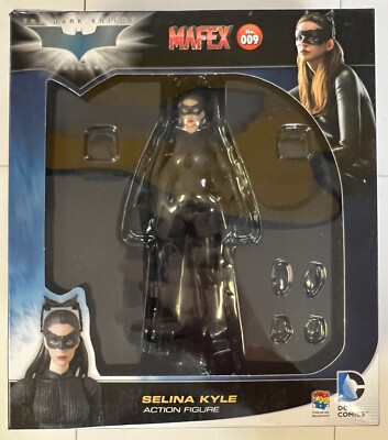 Mafex ~ No. 09 Selina Kyle ~ The Dark Knight Trilogy ~ UNOPENED ~ NEW Authentic
