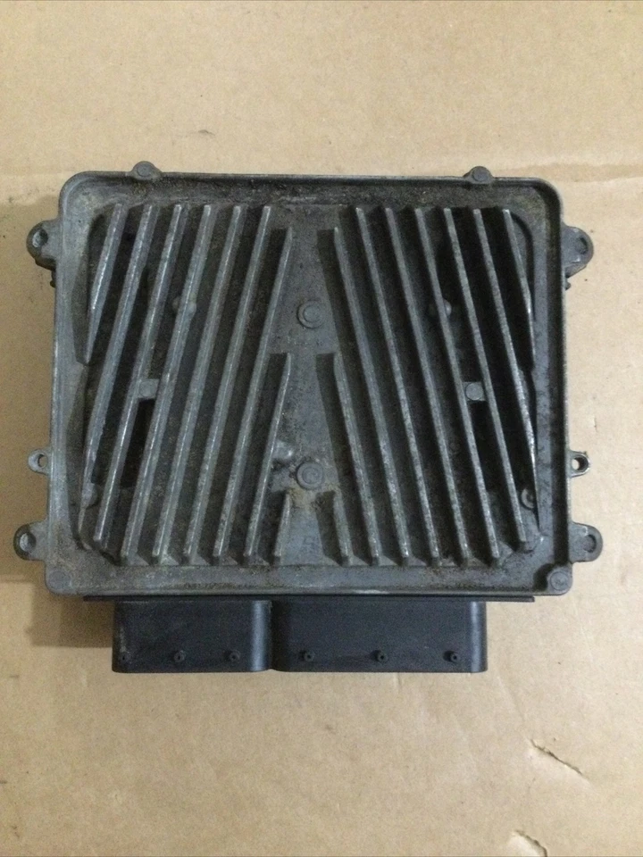 07 Mercedes Benz C280 Engine Control Unit / Module  ECU ECM OEM A 272 153 52 79 - Image 4 of 4