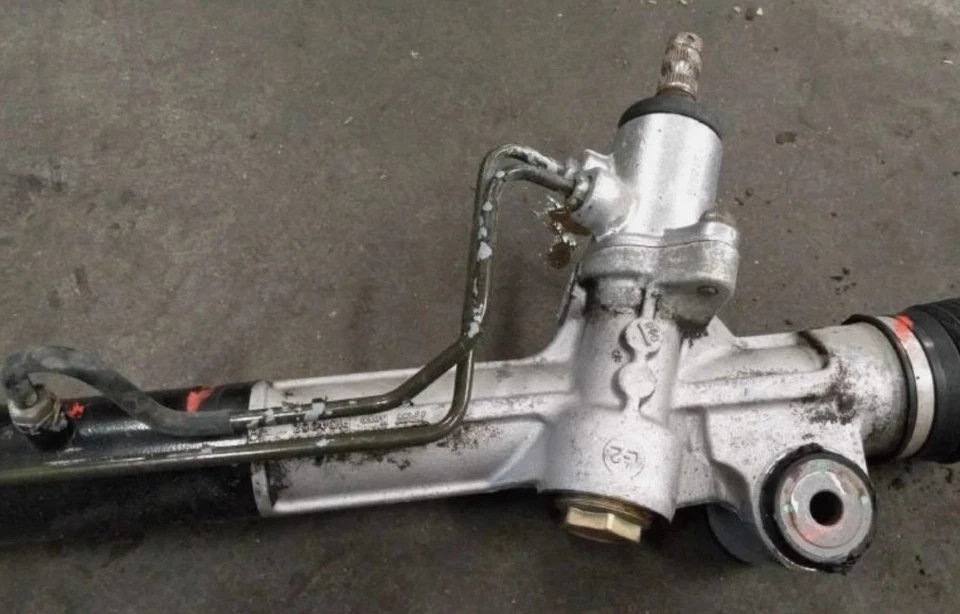 2004-2010 Toyota Sienna Steering Gear Rack and Pinion Assembly OEM - Imagem 2 de 4