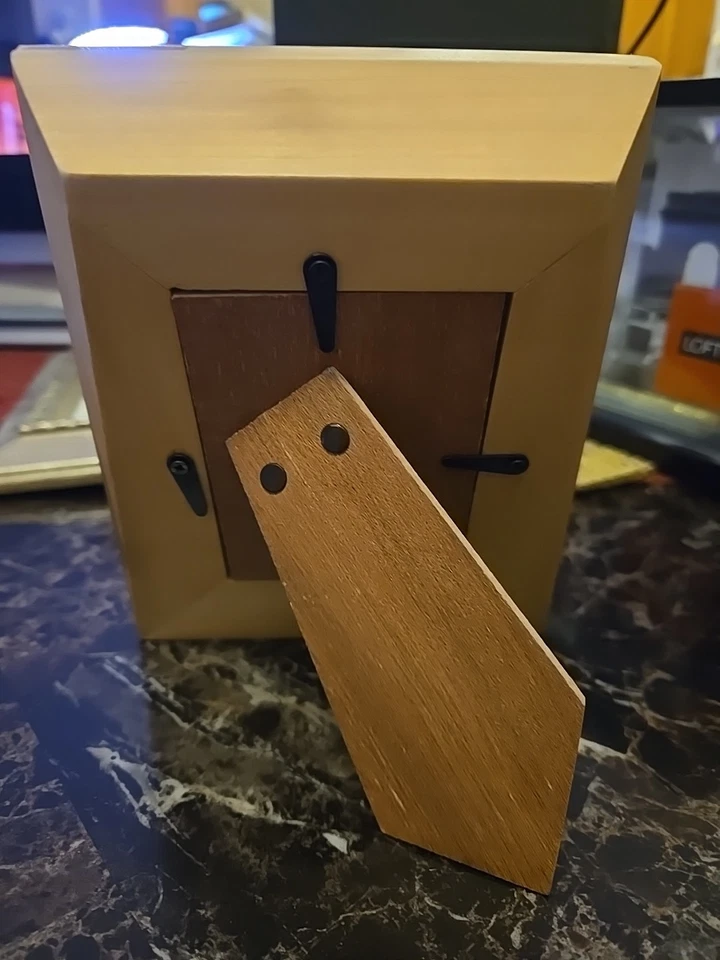 Milano Series 3.5 x 2.5 Light Color Wood Frame Freestanding modern design - Image 3 of 4