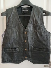 MEN'S AMERICAN UNIQUE MOTORCYCLE / WESTERN BLACK PATCH LEATHER VEST SIZE MEDIUM