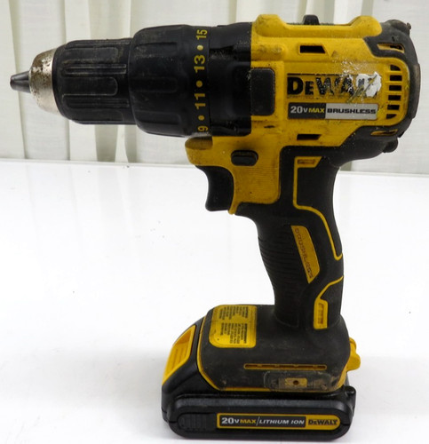 DeWalt DCD777 20V Brushless 1/2" Drill Driver W/1.5Ah Battery